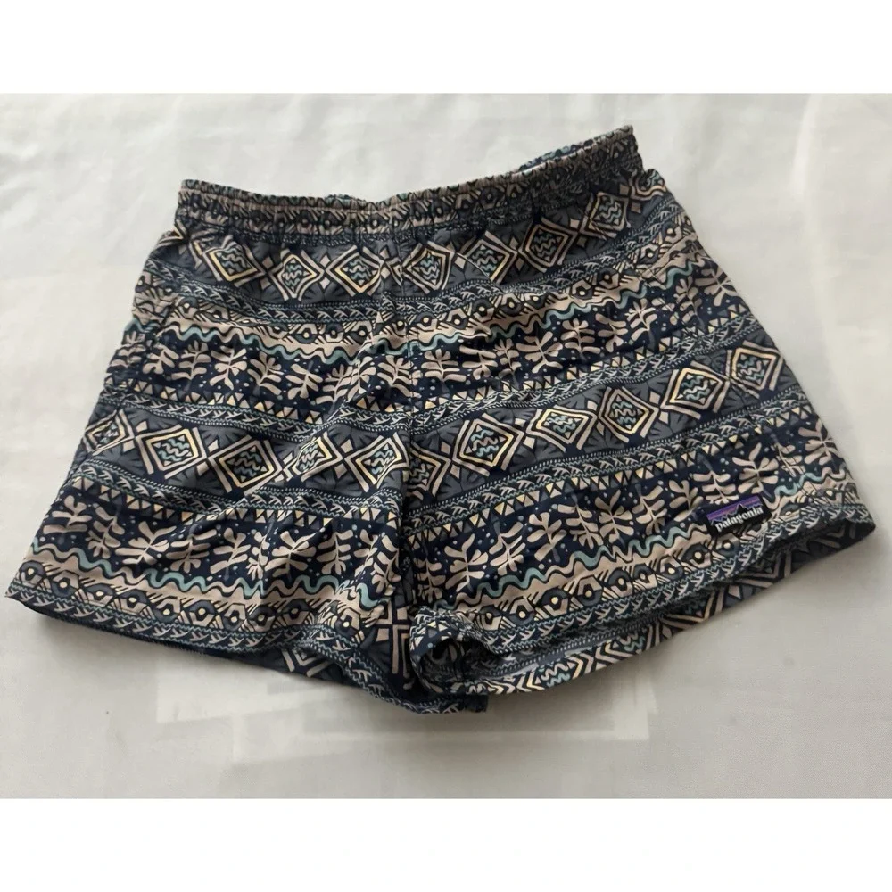 NWOT Patagonia Baggies Shorts Womens XS 4"  Athleisure Outdoors